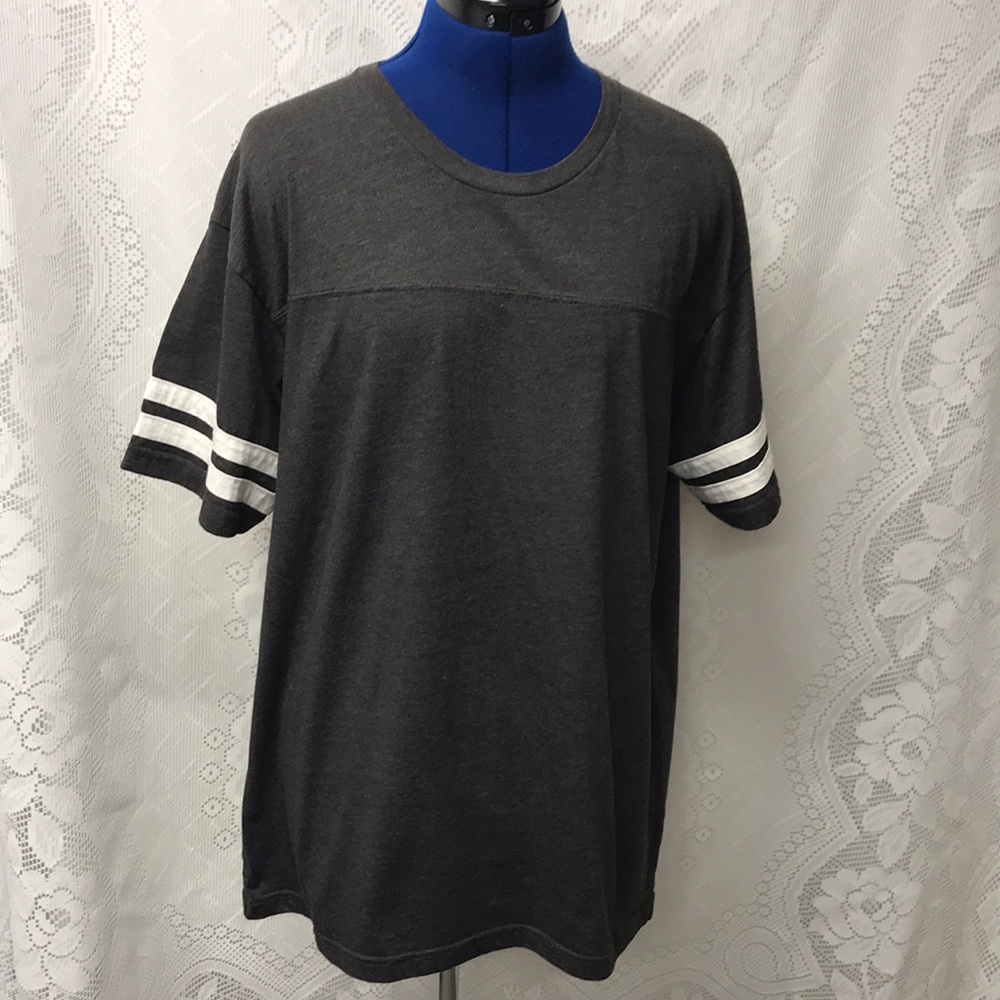 L A T Comfortable Short Sleeve Tee